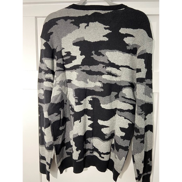 "Kenneth Cole Men's Camouflage Sweater - Large - Mens 171" - Picture 6 of 6